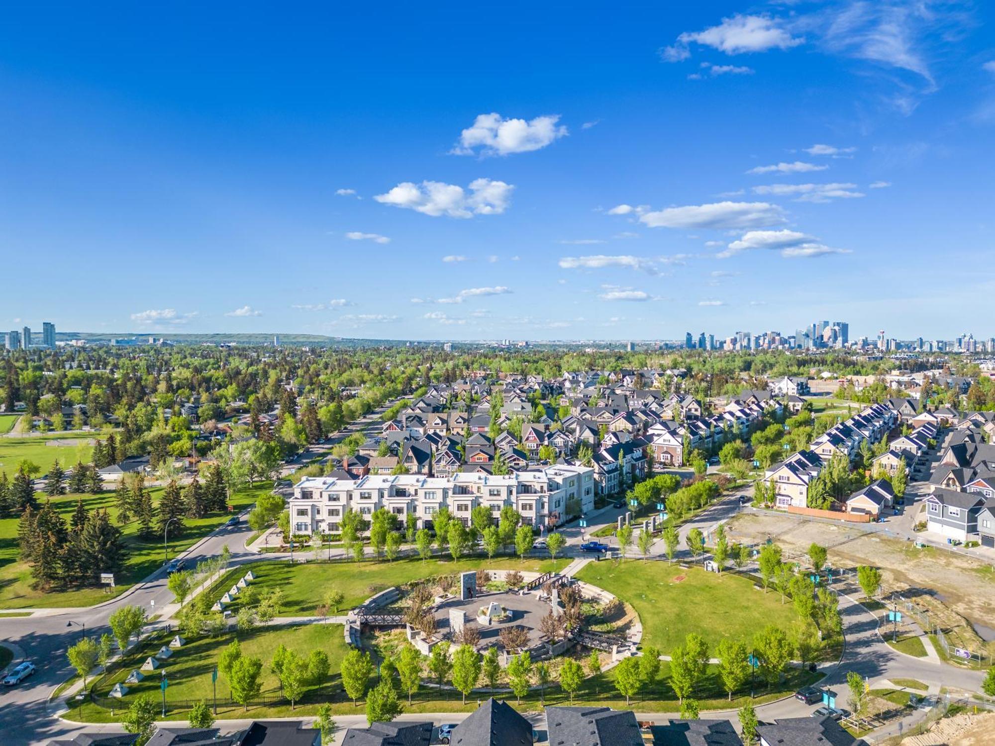 Apartament Stylish Unit In Historic Currie Calgary Zewnętrze zdjęcie